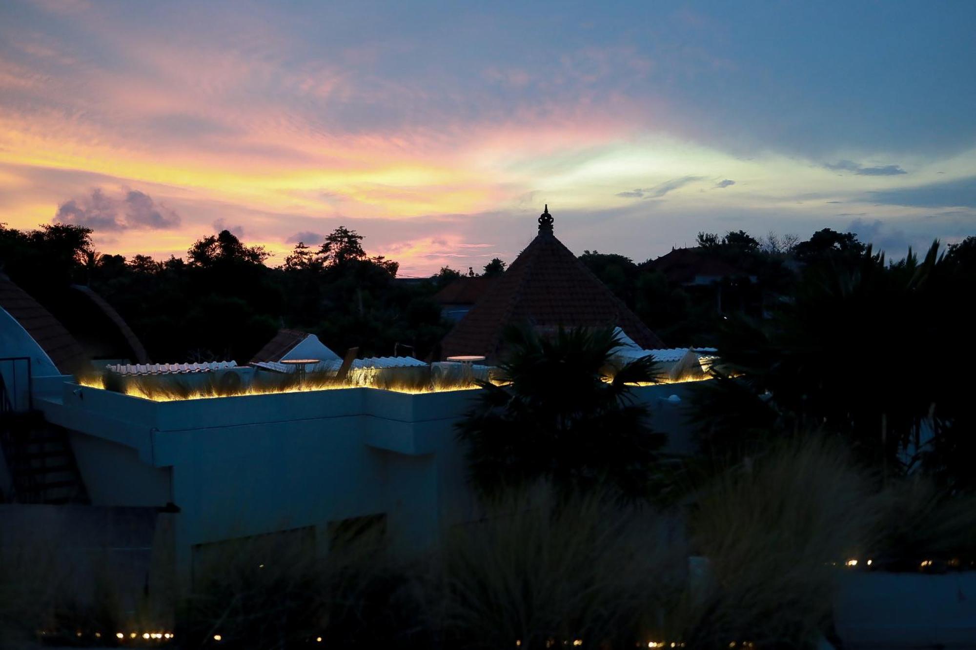 Kaya Uluwatu Hostel Kültér fotó